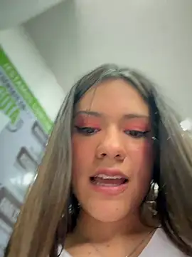 CHARLOTTE__05's Webcam Show