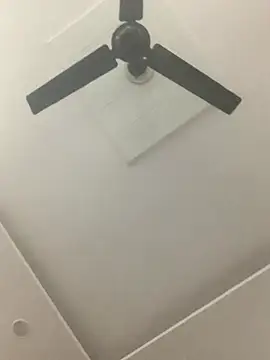 hottyshanaya: διαδικτυακό σόου στην κάμερα