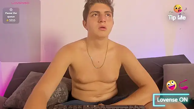 atilaepic's Webcam Show