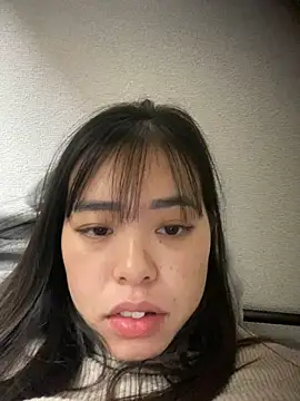 CUTEBABY-69 Adlı Modelin Canlı XXX Sohbeti