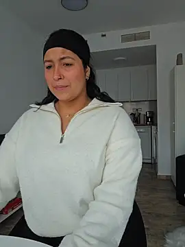 ItsmeDannax's Live XXX Chat