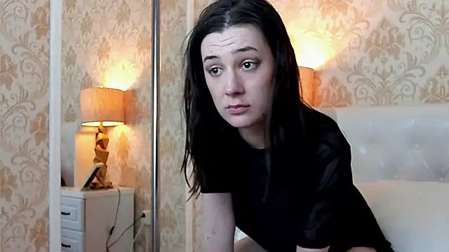 แชท XXX สดของ JuliaHunts