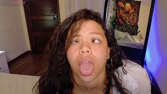 Amanda_sweet élő XXX-chatje