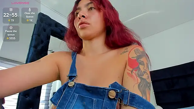 แชท XXX สดของ melanie_roux__