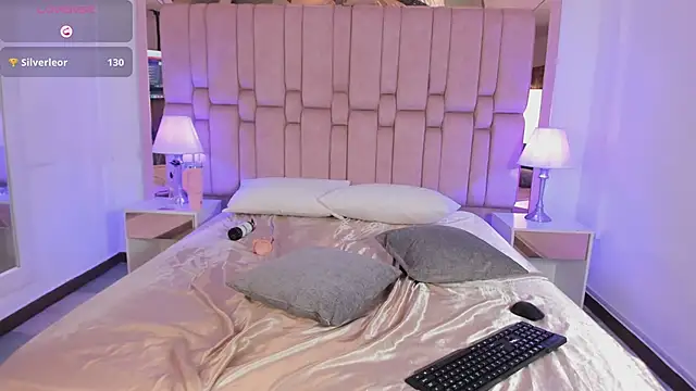 แชท XXX สดของ Aurora_Roy