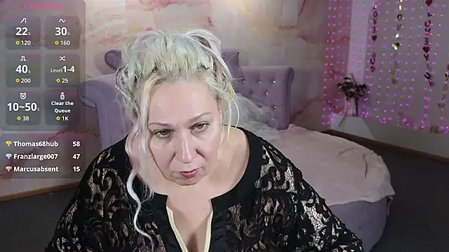 Penelope_Pinky's Webcam Show