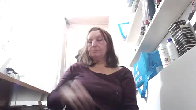 XXX chat uživo modela AnnaLive570