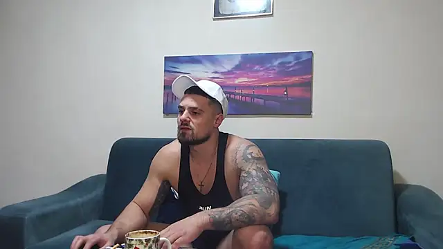 Tiberius_hunk's Live XXX Chat