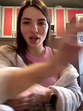 SeducingYoghourt Adlı Modelin Canlı XXX Sohbeti