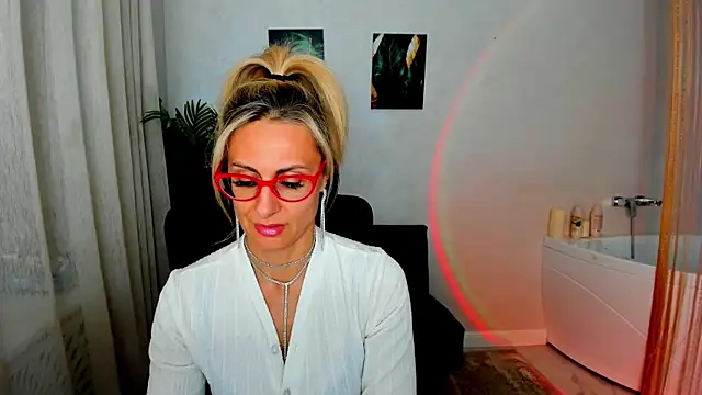 MuseOfStage Live XXX Chat