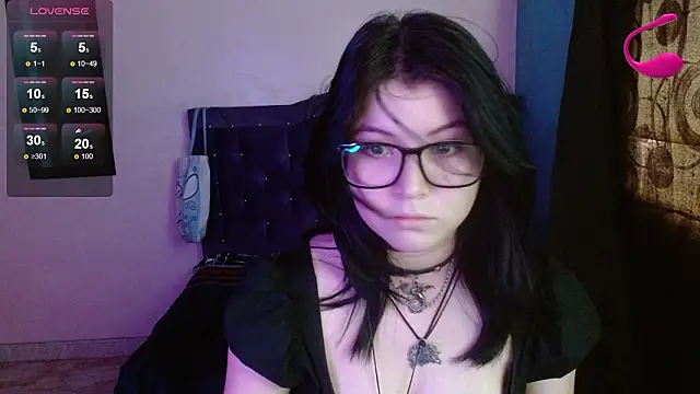 Ginebra_Sensual's Live XXX Chat