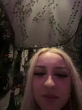 bambibabyy's Live XXX Chat