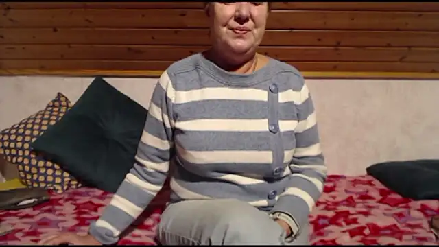 Nikole111's Webcam Show