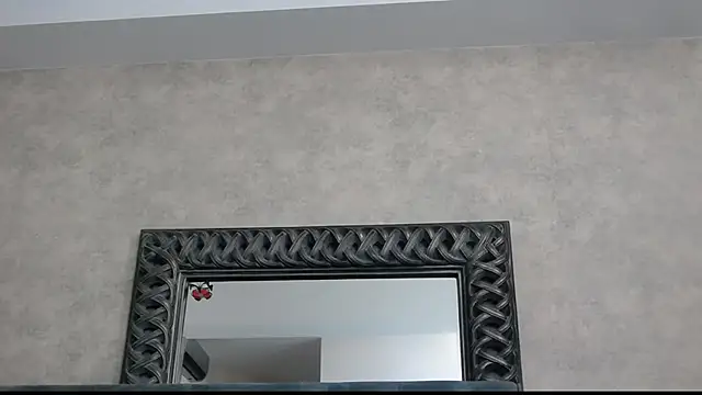 Chat XXX en directo de SaraElise