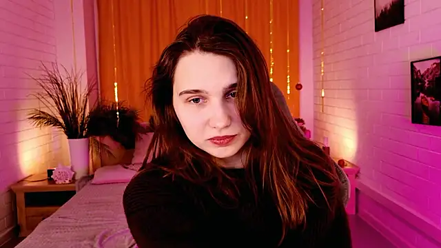 Chat +18 de TessaMill ao vivo