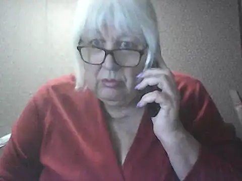 Alexia64231's Webcam Show