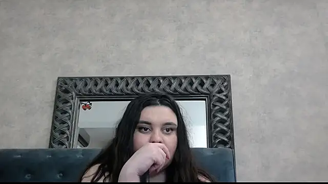 SaraEliseのライブXXXチャット