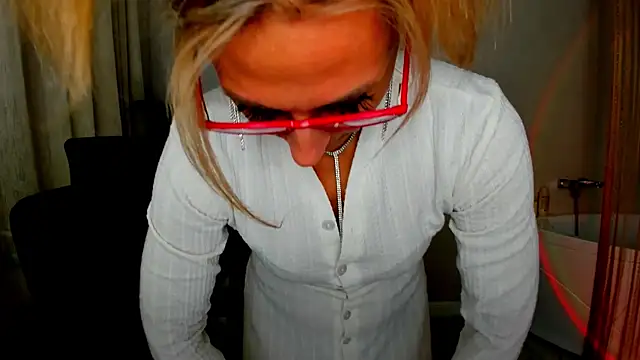 Онлайн чат XXX MuseOfStage