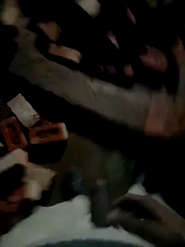 FinableKnee's Live XXX Chat