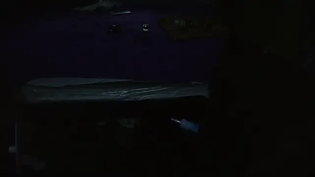 Sexslavescorpio's Live XXX Chat