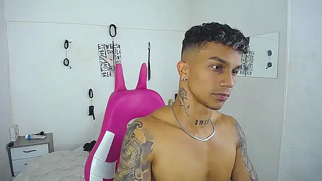 Chat XXX ao vivo de Leonard_Price
