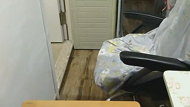 felixlau18's Webcam Show