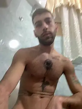 Enzoblood1のライブXXXチャット