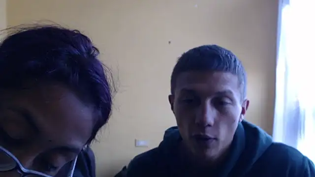 Violet_And_Smith Chat XXX in diretta
