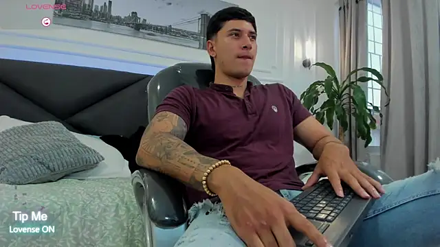 Damian23__'s Live XXX Chat