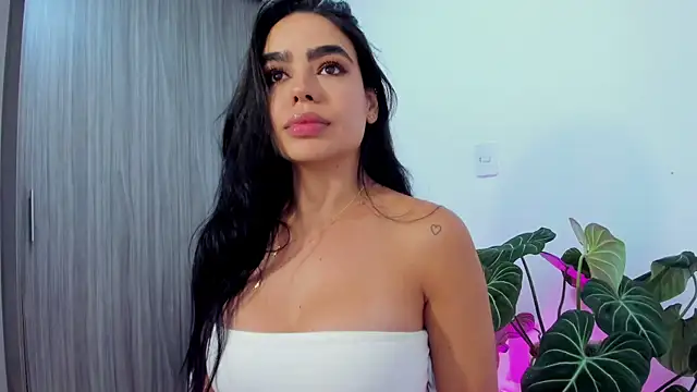 Sara_Leblanc's Live XXX Chat