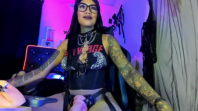 deborah_tatto's Live XXX Chat