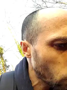 Chatroom XXX en direct de JonathanShadow