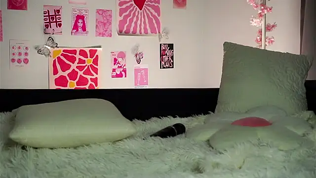 AunclreaVache's Live XXX Chat