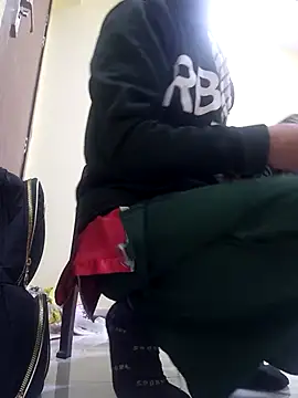 Chat XXX en directo de sexy_shital