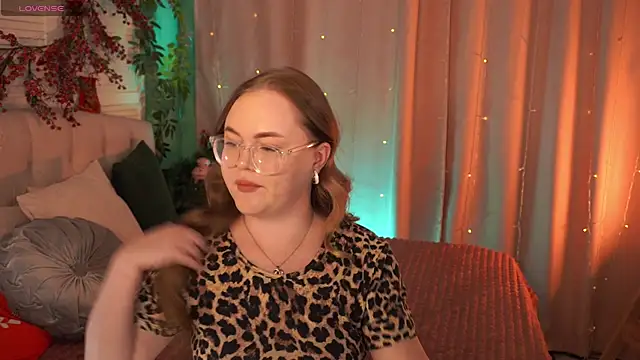 FeliciaLorne live XXX chat