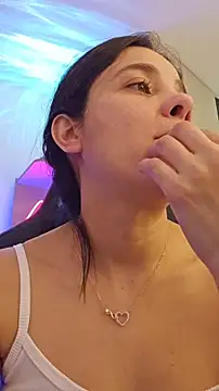 miaeyes' Live XXX Chat