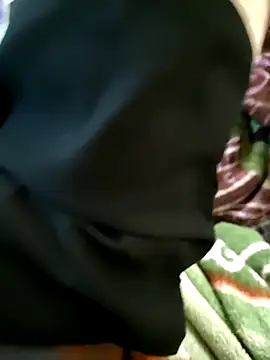 RAYI_Queen_4's Live XXX Chat