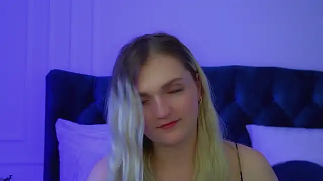 AnnyRaii's Live XXX Chat