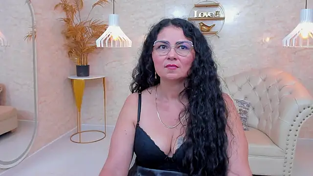 MiaMaturee Live XXX-Chat