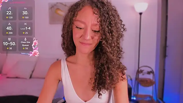 Chatroom XXX en direct de ChloeMoreti