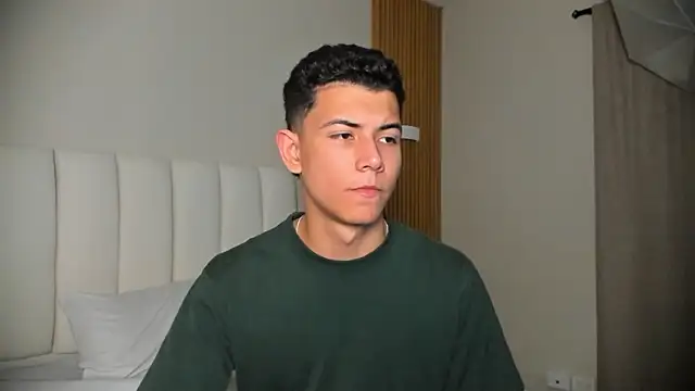 Chat XXX ao vivo de FireGuy_99