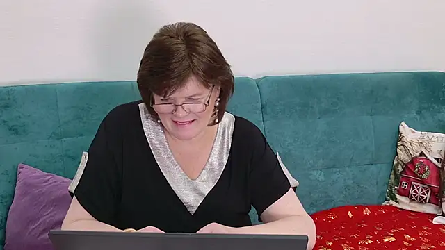 Sandra_Sunrise: онлайн-секс-чат