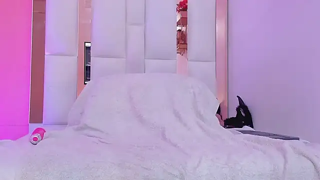 Cameron_naughty: онлайн-секс-чат