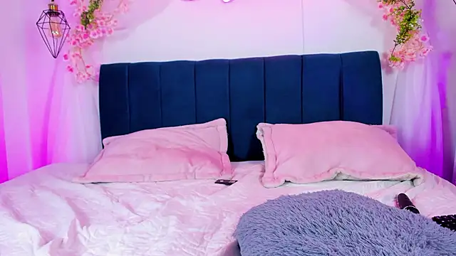 eimi_rosse18: απευθείας συνομιλία ΧΧΧ