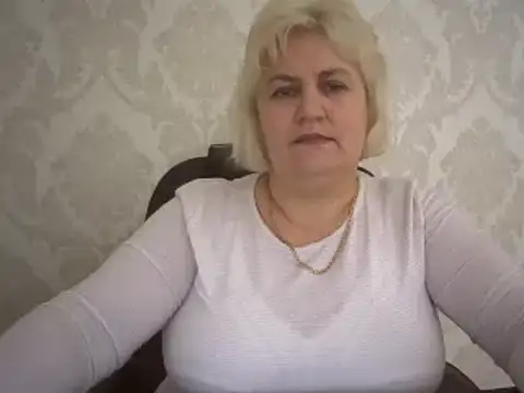 AngelaFamez Live XXX-Chat