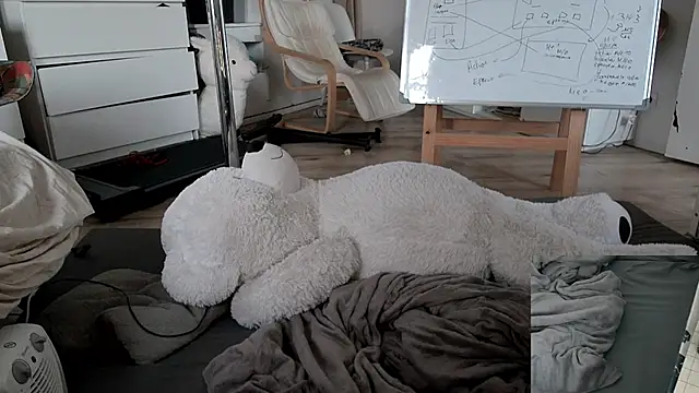 XXX chat uživo modela CeriseLapine