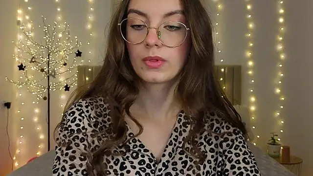 Real_cutie1: вебкам-шоу