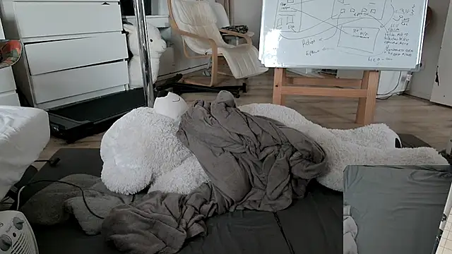 CeriseLapine Chat XXX live