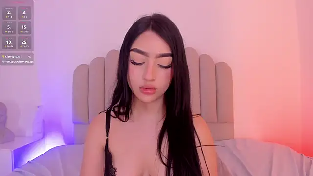 AmbarEvans_ élő XXX-chatje