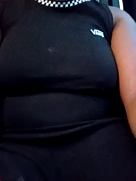 EllaMai's Live XXX Chat